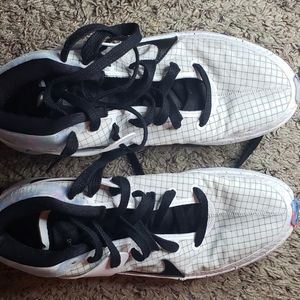 Kevin Durant basketball shoes